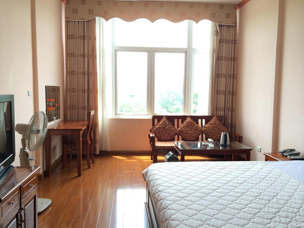 Clover Hanoi Hotel Buitenkant foto