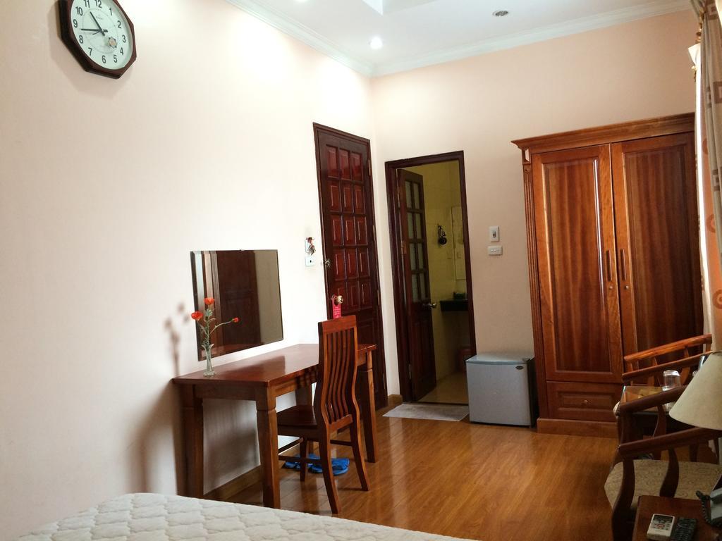 Clover Hanoi Hotel Buitenkant foto