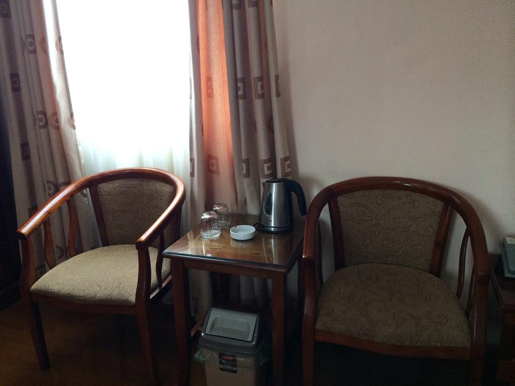 Clover Hanoi Hotel Buitenkant foto
