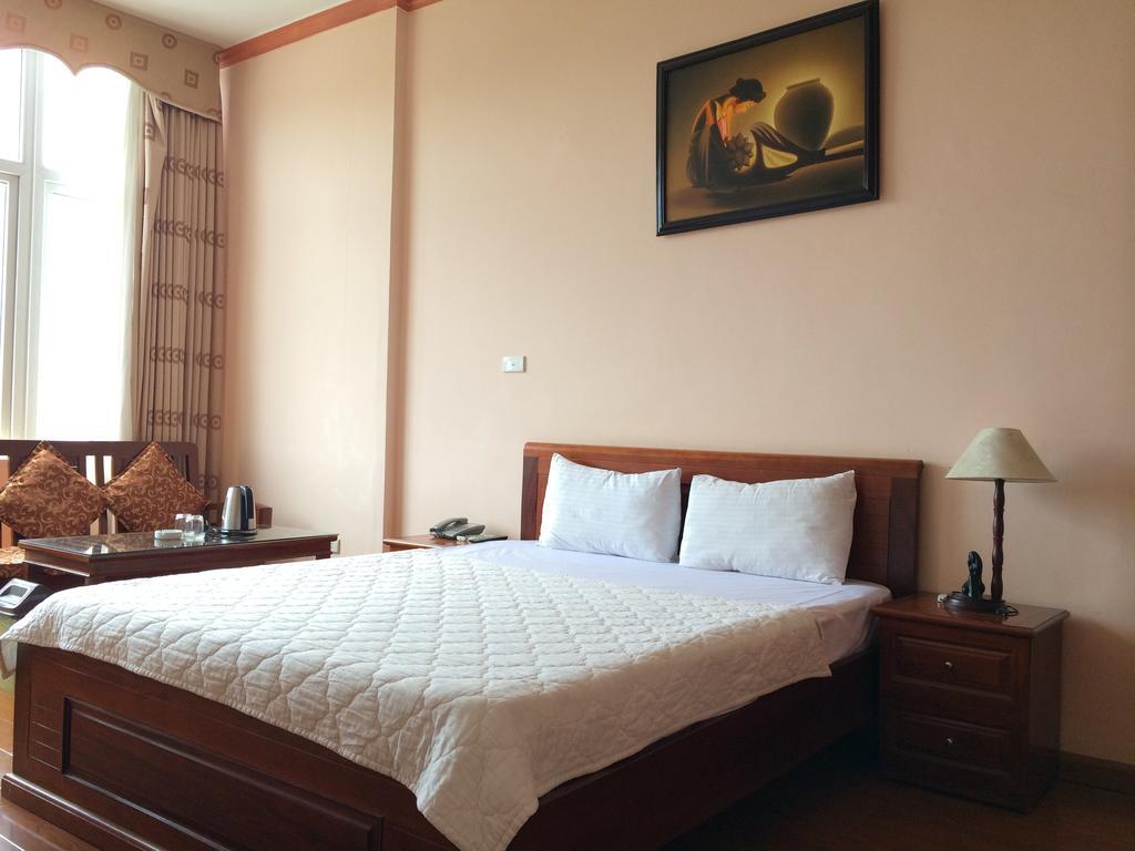 Clover Hanoi Hotel Buitenkant foto