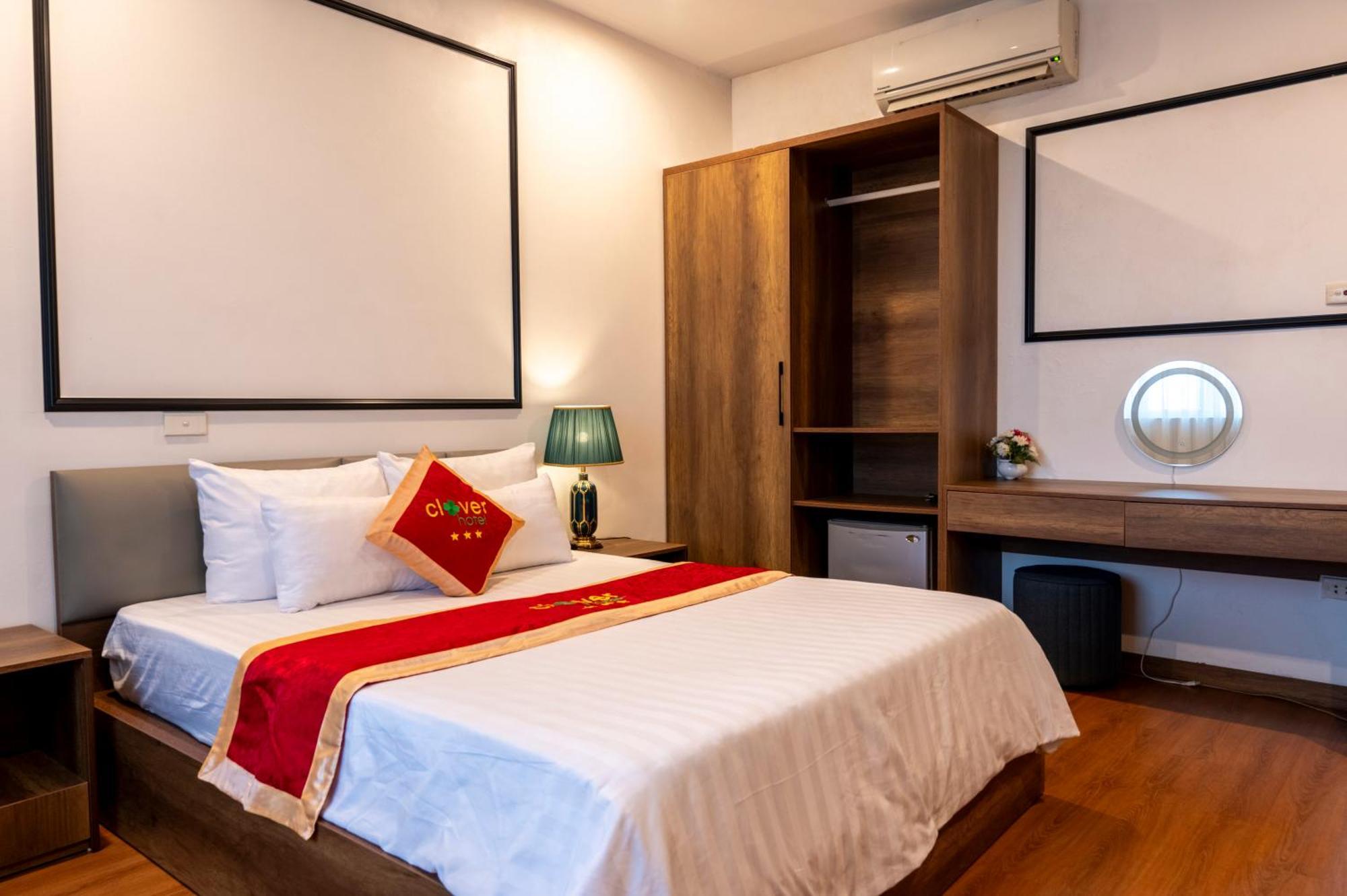 Clover Hanoi Hotel Buitenkant foto