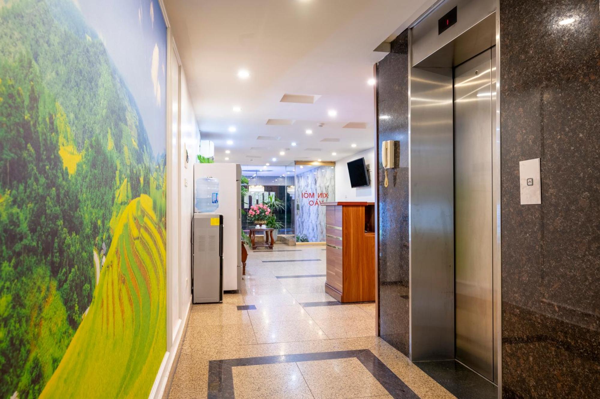 Clover Hanoi Hotel Buitenkant foto