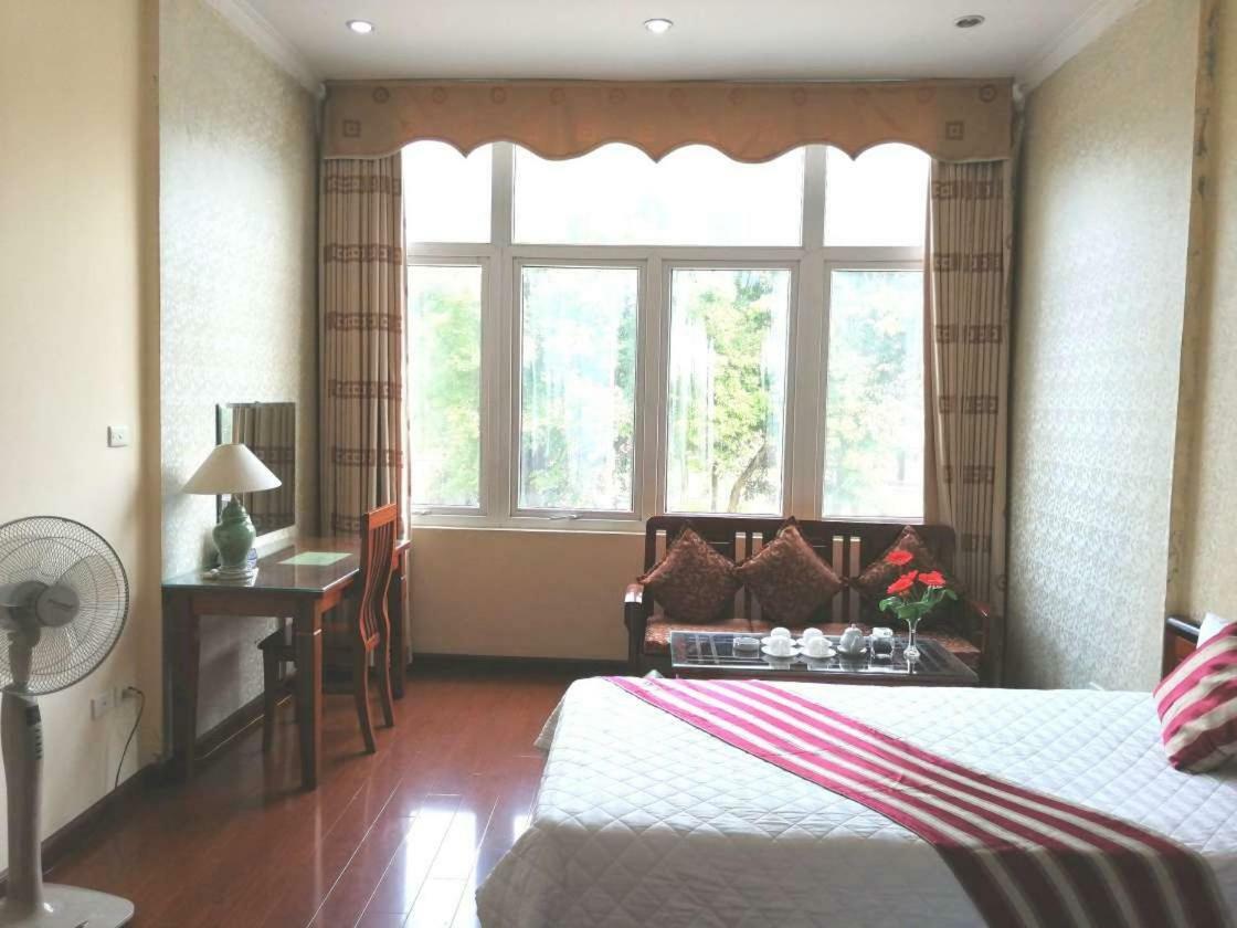 Clover Hanoi Hotel Buitenkant foto
