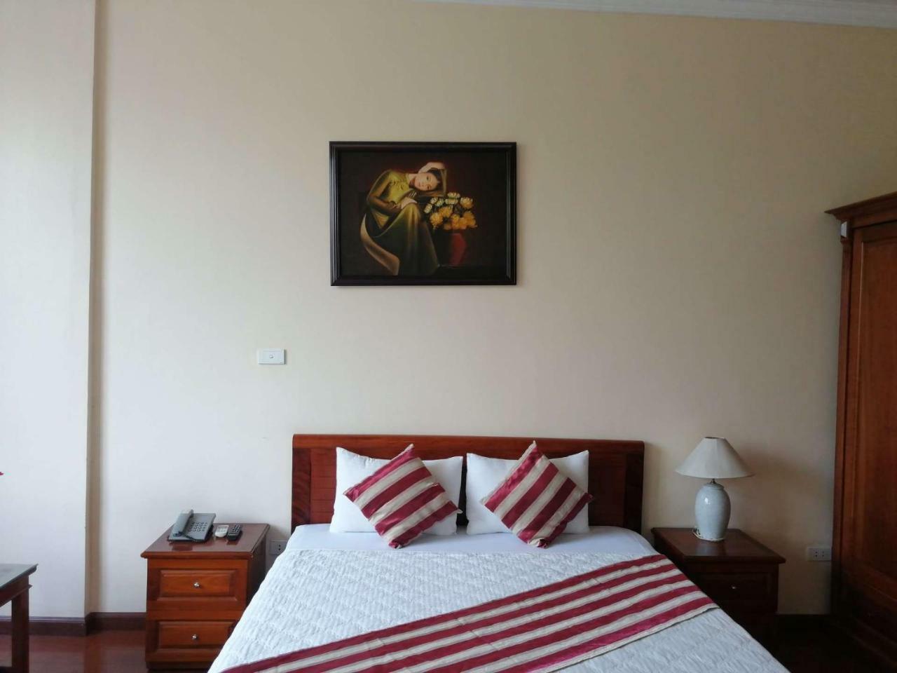 Clover Hanoi Hotel Buitenkant foto