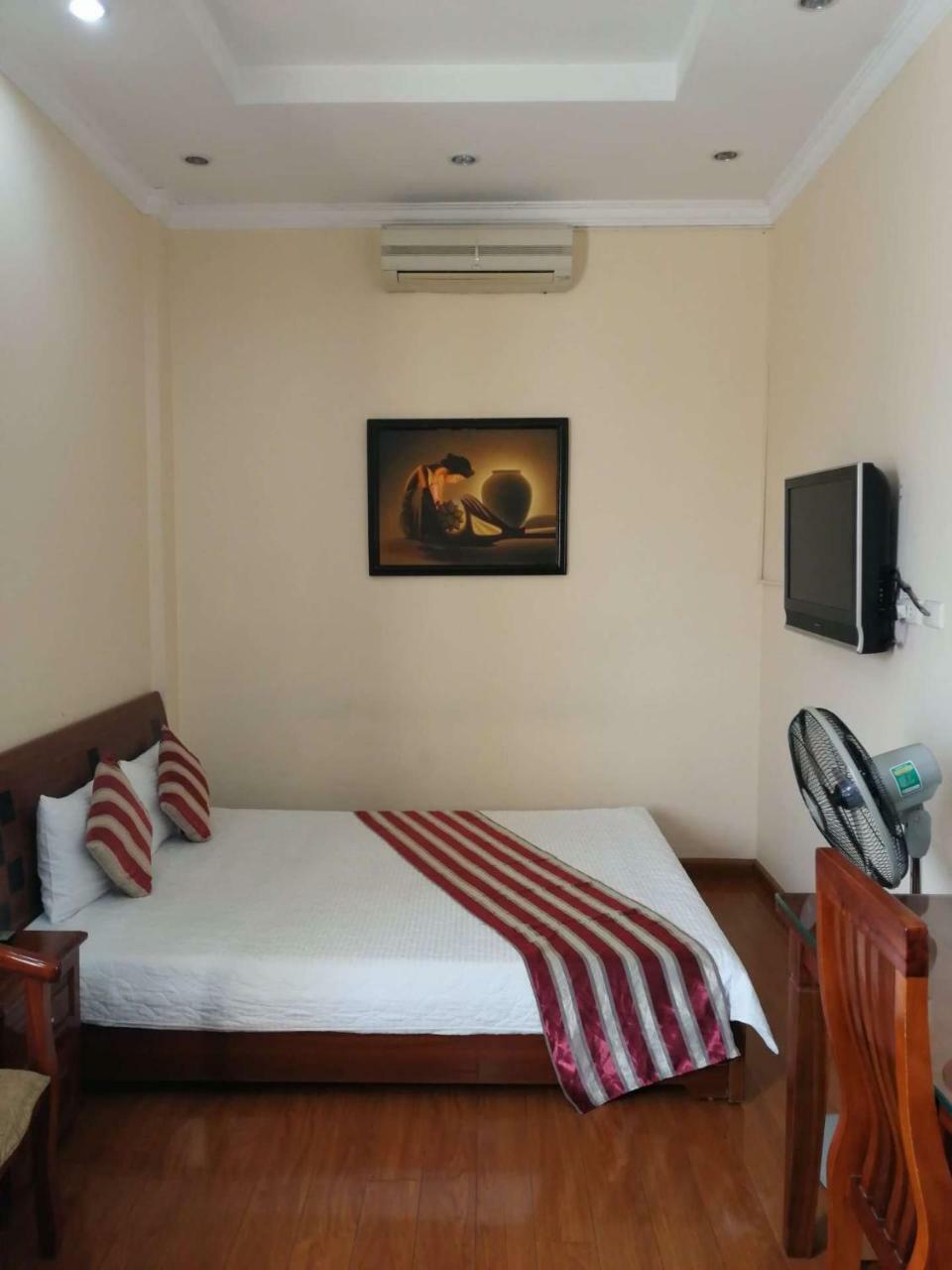 Clover Hanoi Hotel Buitenkant foto